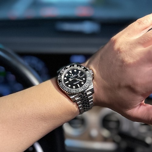 돌고돌아 역시나 Master워치네요.