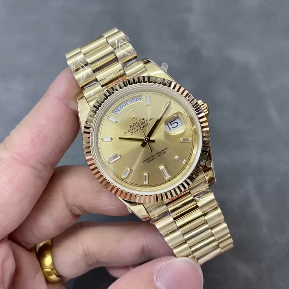 롤렉스 데이데이트 샴페인골드 다이얼 바게트다이아 금통 40mm 228238