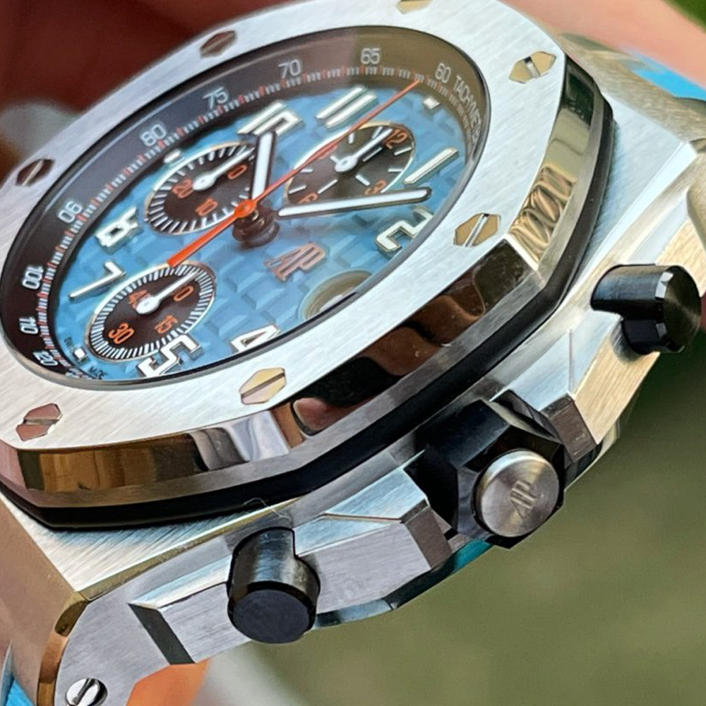 오데마피게 로얄오크 오프쇼어 크노로그래프 블루 다이얼 SS 블루 러버 스트랩 42mm 26238TI