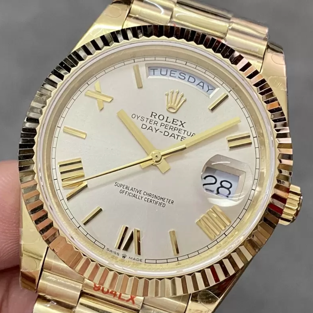 롤렉스 데이데이트 실버 로만 다이얼 옐로우골드 40mm V3(텅스텐 헤비 버전) 228238