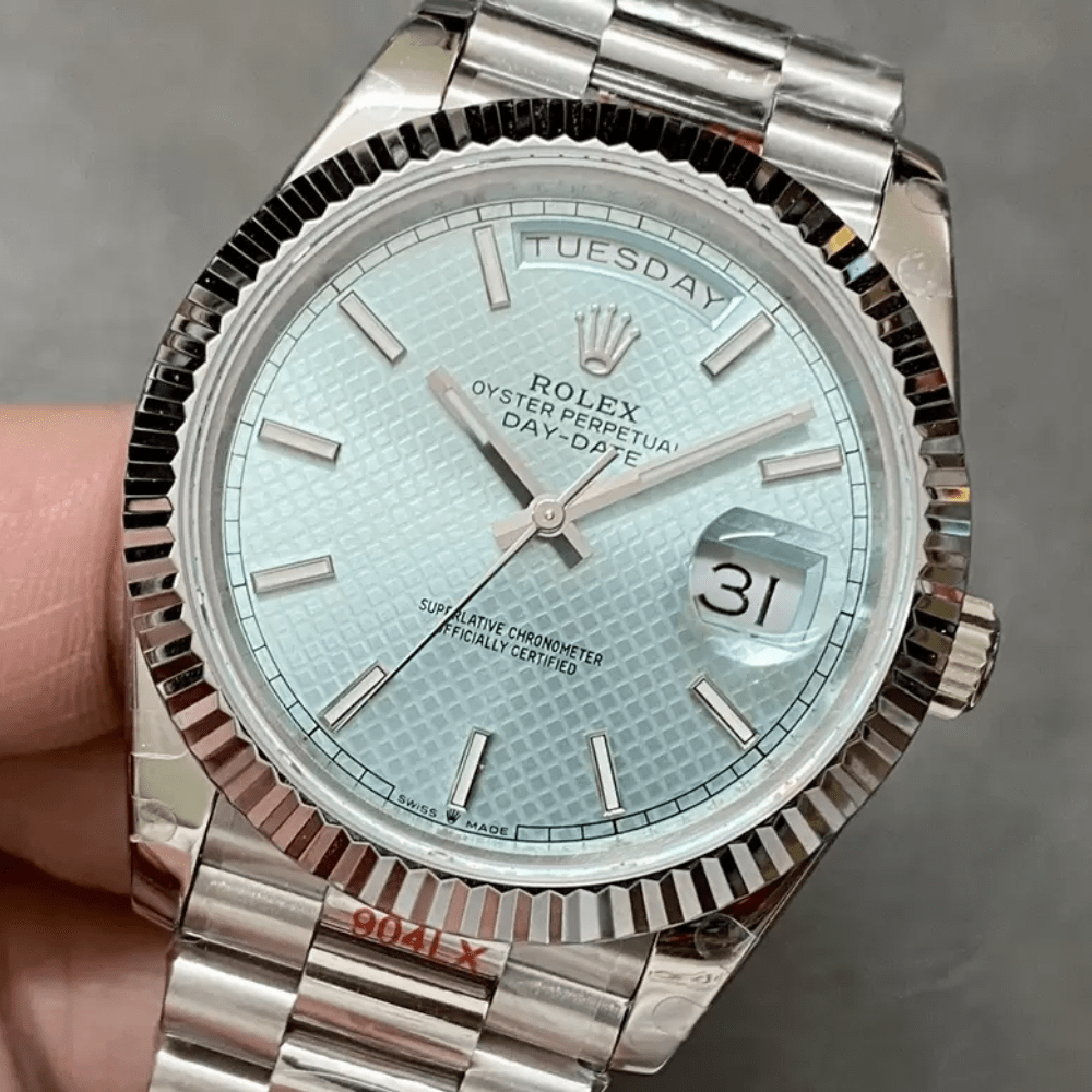 롤렉스 데이데이트 아이스블루 다이얼 바인덱스 40mm  V3(텅스텐 헤비 버전) 228236