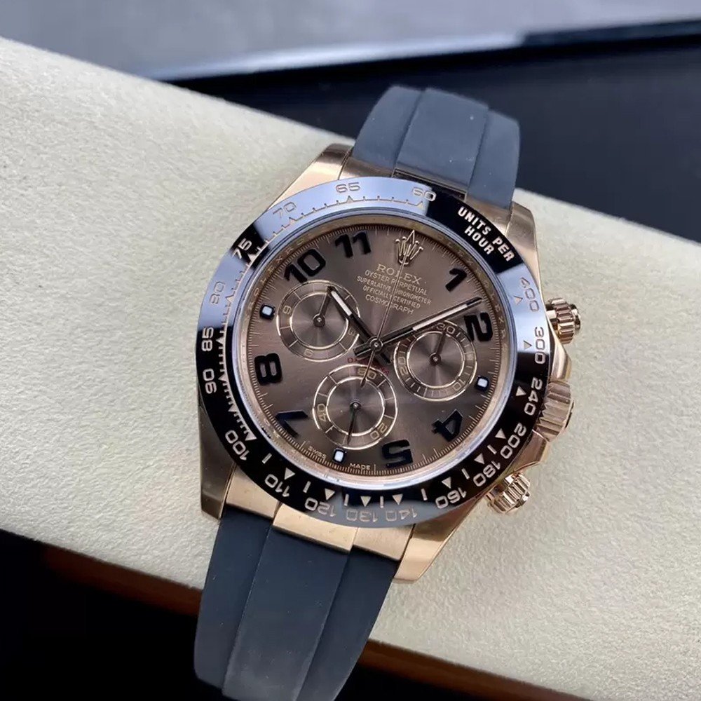 롤렉스 데이토나 크로노그래프 초코 다이얼 블랙인덱스 로즈골드 러버밴드 40mm 116515