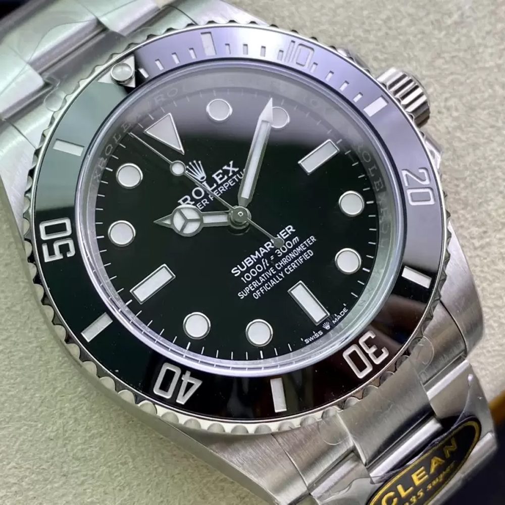 롤렉스 신형 서브마리너 논데이트 검판 41mm 124060