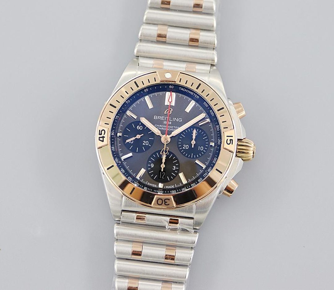 브라이틀링 크로노그래프 크로노맷 블루 다이얼 콤비 42mm AB0134101K1A1