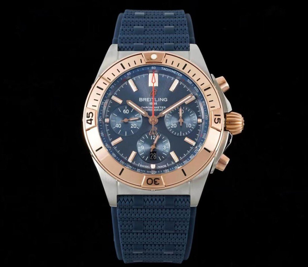 브라이틀링 크로노그래프 크로노맷 블루 다이얼 러버 스트랩 42mm UB0134101C1U1