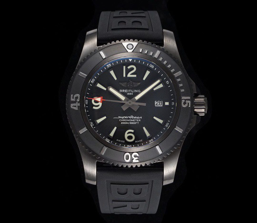 브라이틀링 슈퍼오션 블랙 다이얼 세라믹 베젤 러버 스트랩 46mm M17368B71B1S1