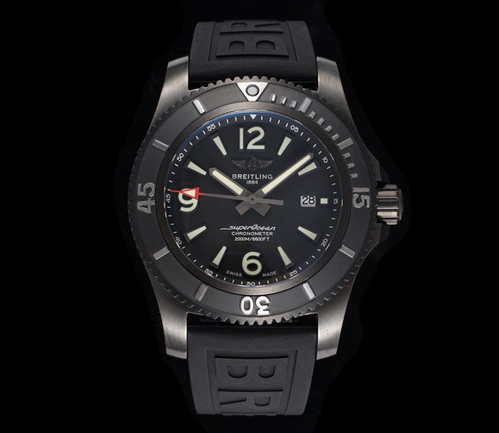 브라이틀링 슈퍼오션 블랙 다이얼 세라믹 베젤 러버 스트랩 46mm M17368B71B1S1