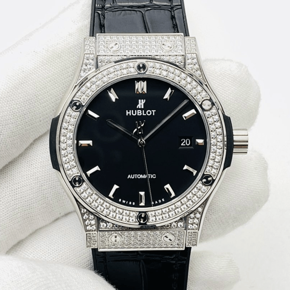 위블로 클래식 퓨전 블랙 다이얼 풀다이아 티타늄 가죽 스트랩 38mm/42mm 542.NX.1171.RX