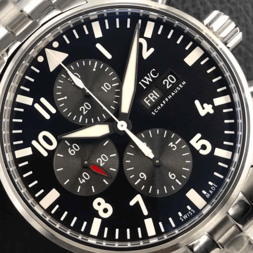 IWC 파일럿 파이터 크로노그래프 스틸 블랙 다이얼 SS 브레이슬릿 43mm IW377710