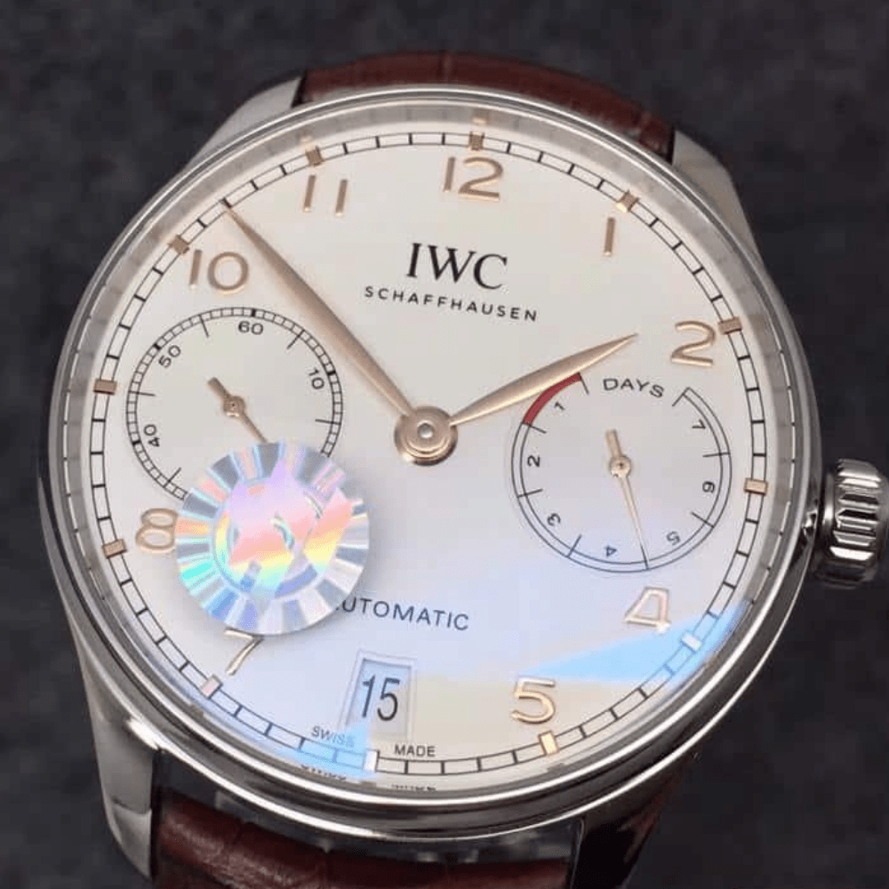 IWC 포르투기저 세븐데이즈 스틸 화이트 다이얼 레더 스트랩 42mm IW500704