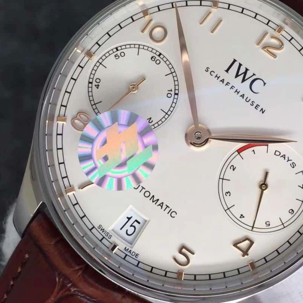 IWC 포르투기저 세븐데이즈 스틸 화이트 다이얼 레더 스트랩 42mm IW500704