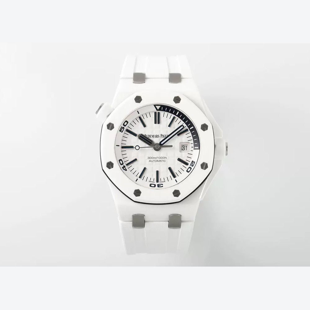 오데마피게 로얄오크 오프쇼어 다이버 화이트 다이얼 세라믹 화이트 러버 스트랩 42mm 15707CB