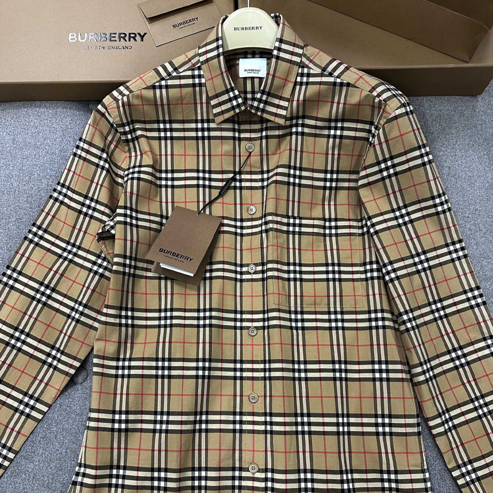 버버리 24SS 클래식 체크무늬 셔츠