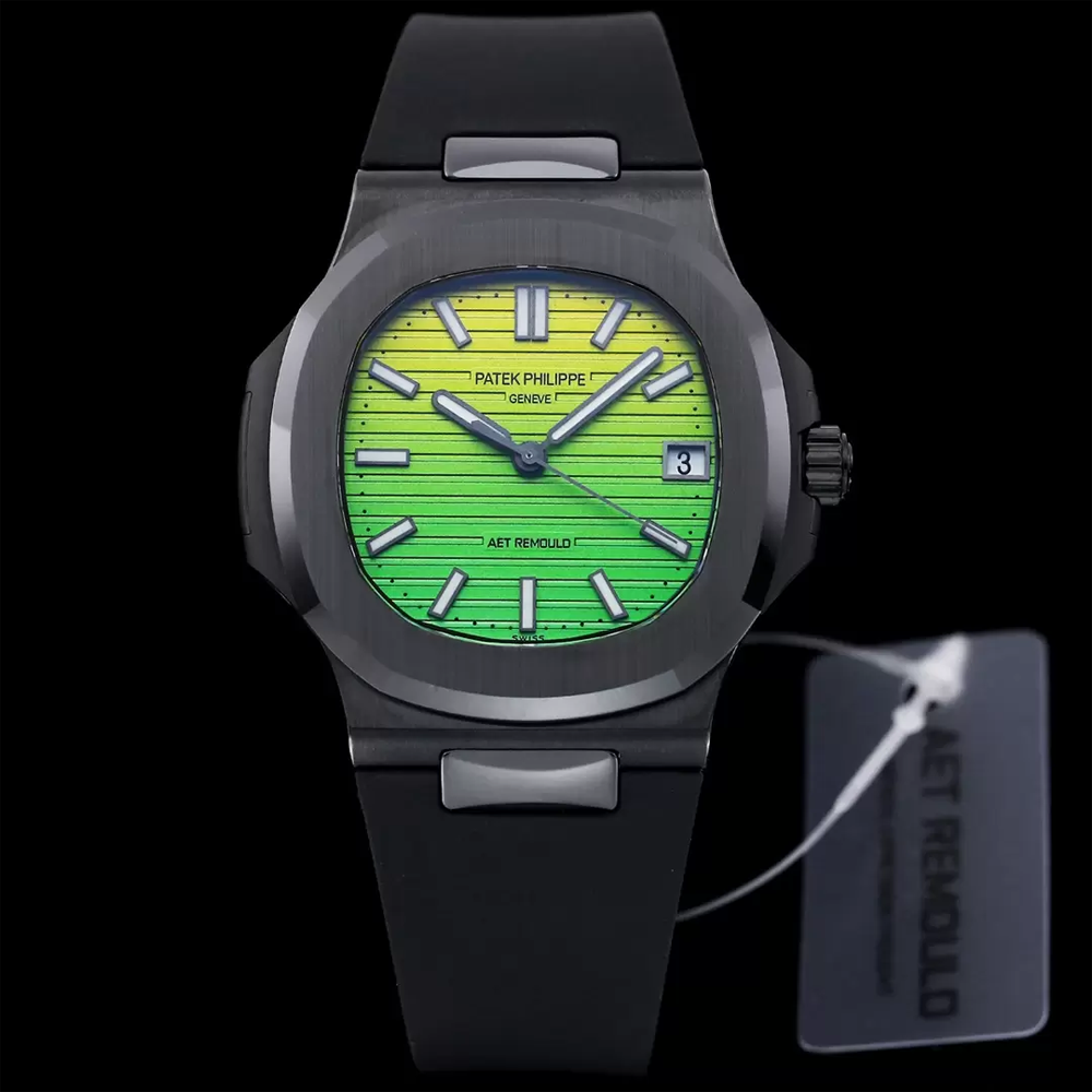 파텍필립 노틸러스 레인보우 다이얼 커스텀 블랙 세라믹 40mm 5711
