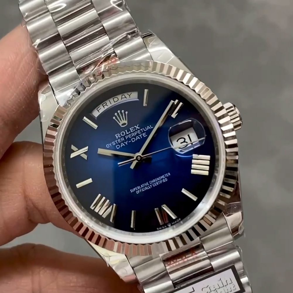 롤렉스 데이데이트 그라데이션 청판 로만 다이얼 SS 브레이슬릿  40mm  V5(텅스텐 헤비 버전) 228239