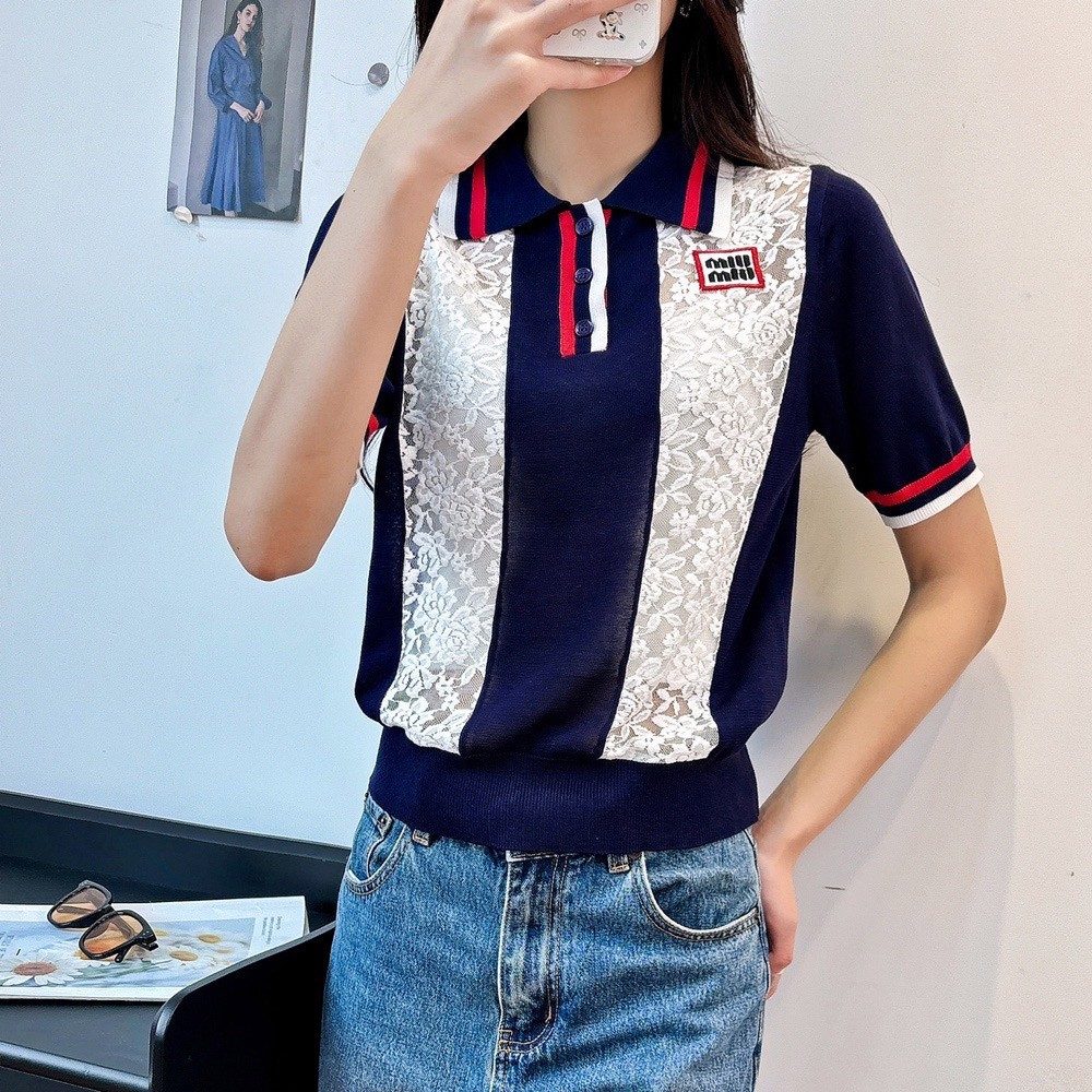 미우미우 24ss 자수로고 폴로 니트 반팔 네이비