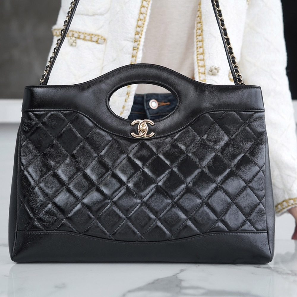 팬더샵 샤넬 24SS 31백 미듐 가로버전 쇼퍼백