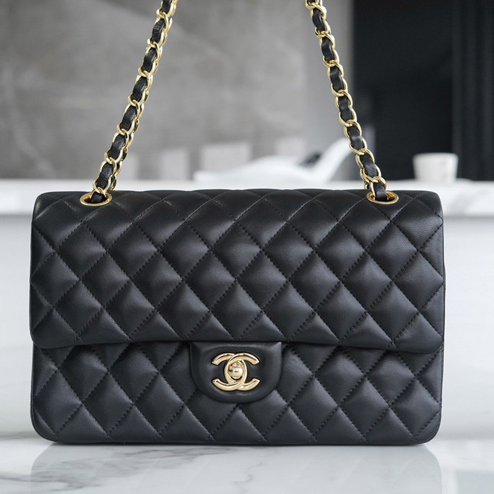 팬더샵 샤넬 클래식 플랩백 램스킨 금장 25cm