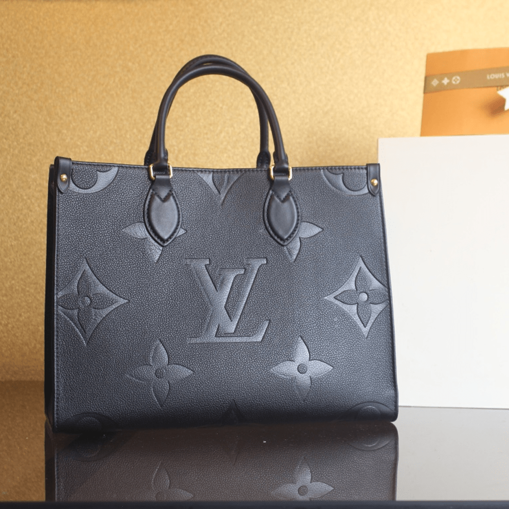 루이비통 온더고 MM 모노그램 앙프렝뜨 투르텔 블랙 M45595