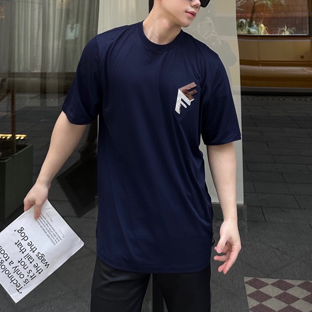 펜디 3D 엠보싱 반팔 티셔츠