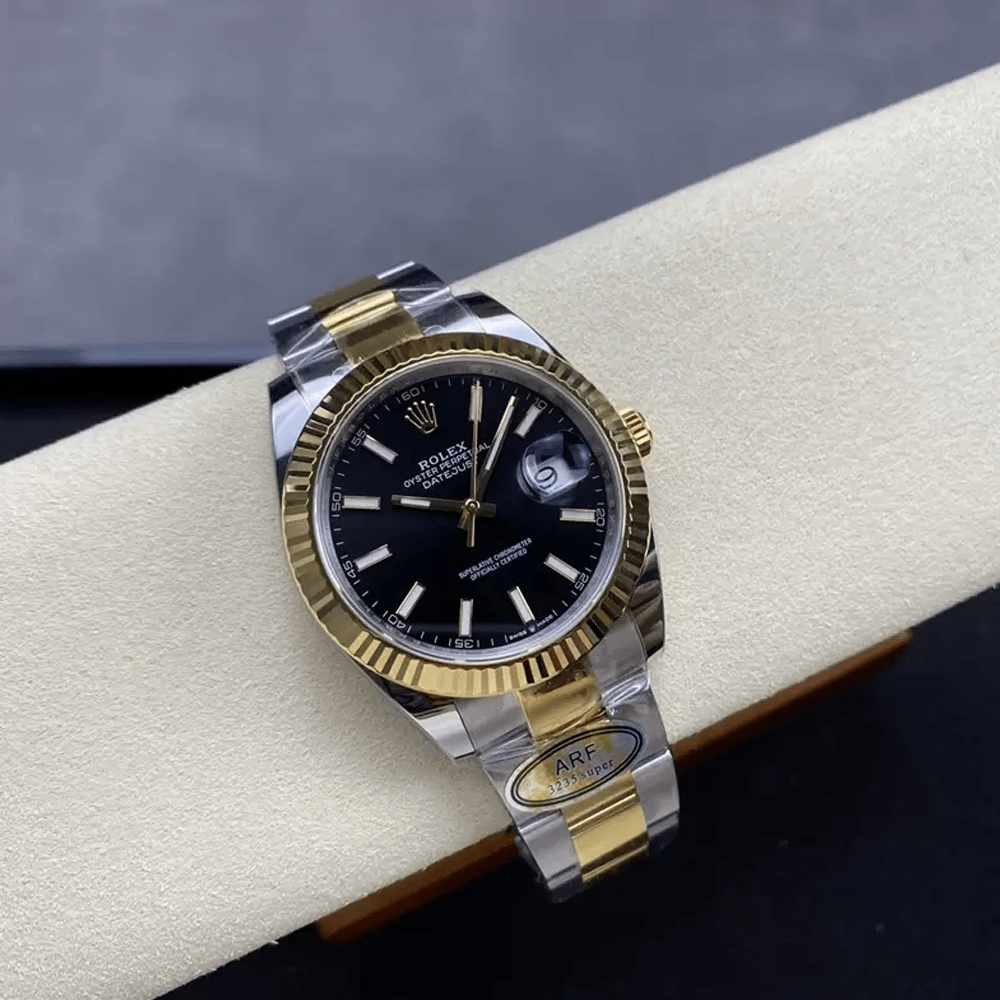 롤렉스 데이저스트 검판 다이얼 바인덱스 YG 콤비 오이스터 41mm 126333