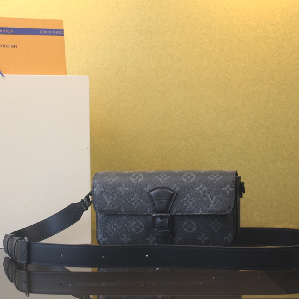 루이비통 몽수리 웨어러블 월릿 모노그램 이클립스 M83567