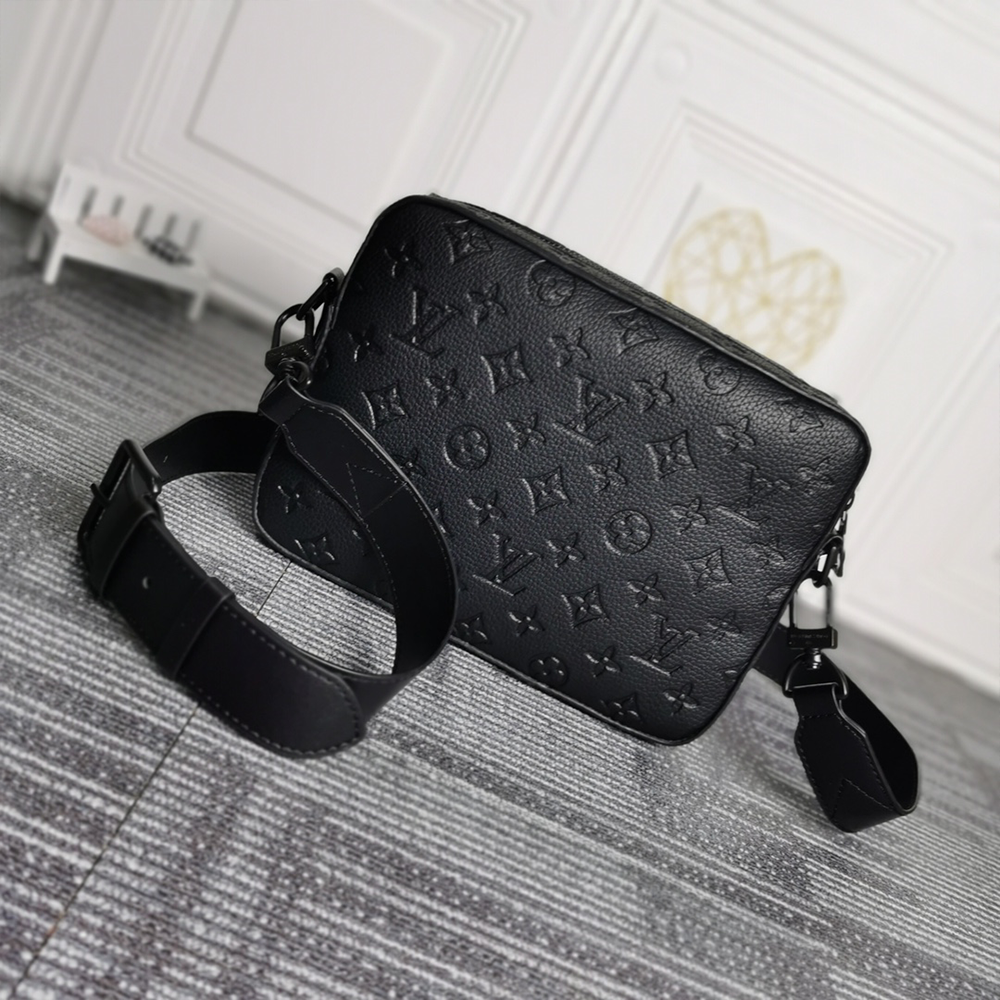 루이비통 스티머 메신저 블랙