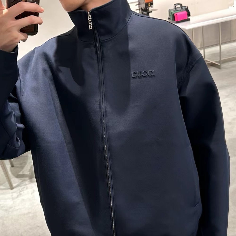 구찌 24FW 울 아세테이트 자수 집업 네이비