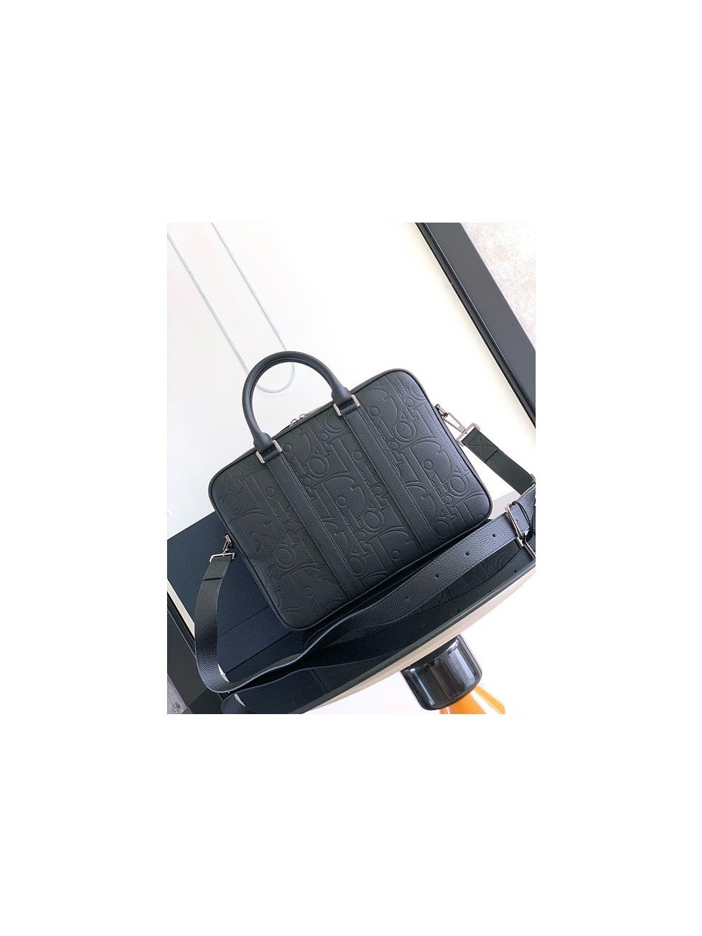 디올 브리프케이스