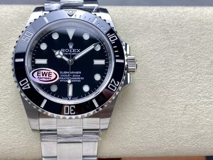 롤렉스 신형 서브마리너 논데이트 검판 41mm 124060