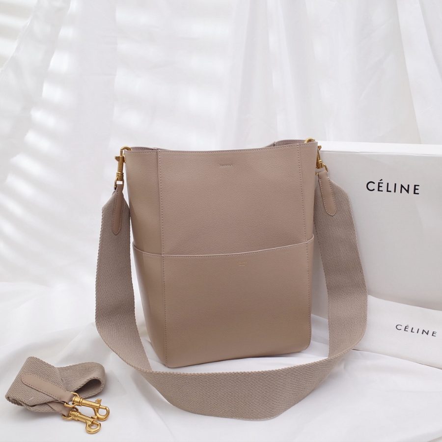 셀린느 버킷백 소프트 그레인 카프스킨 토프