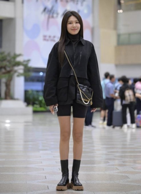 [최수영 PICK] 샤넬 22 미니 핸드백 팬더샵