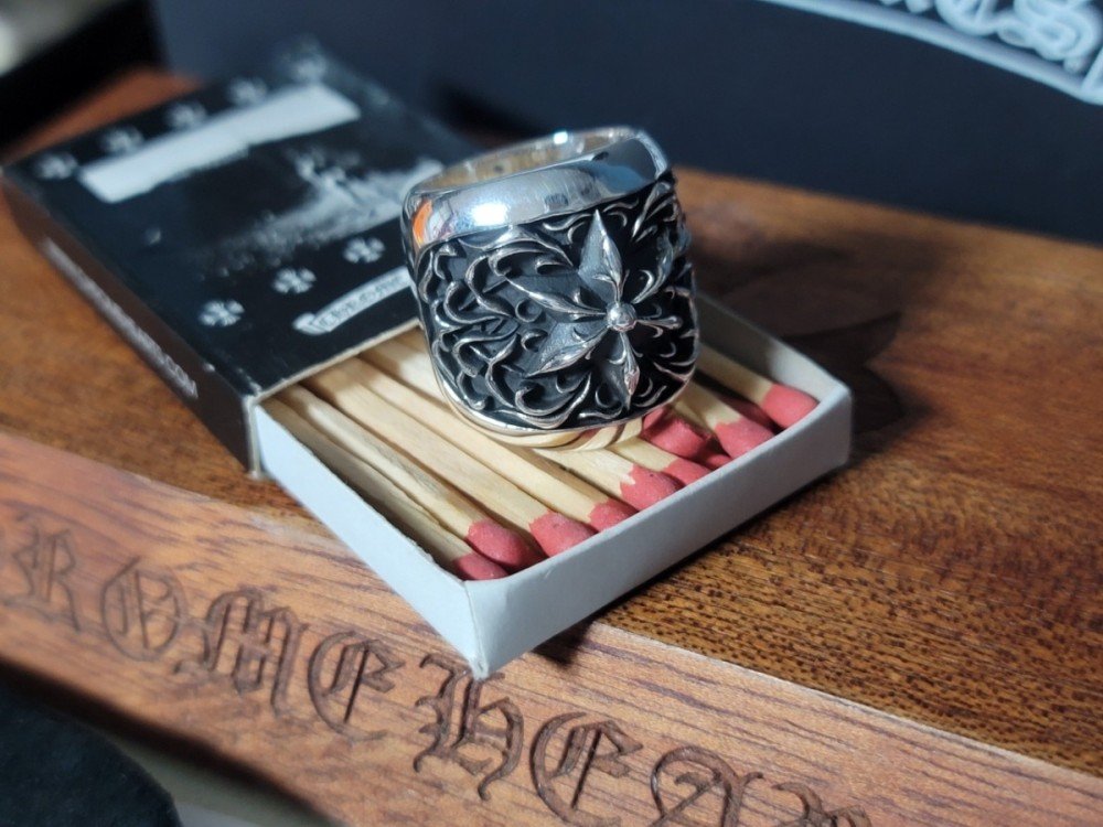 Chrome Hearts 크롬하츠 오발 스타링 반지