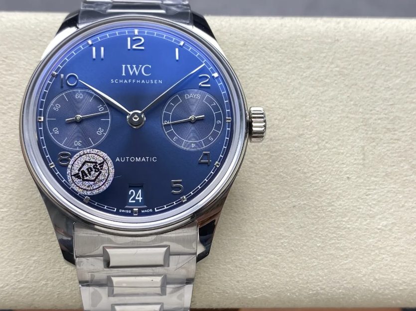 IWC 포르투기저 세븐데이즈 화이트골드 블루 다이얼 SS 브레이슬릿 42mm IW501704
