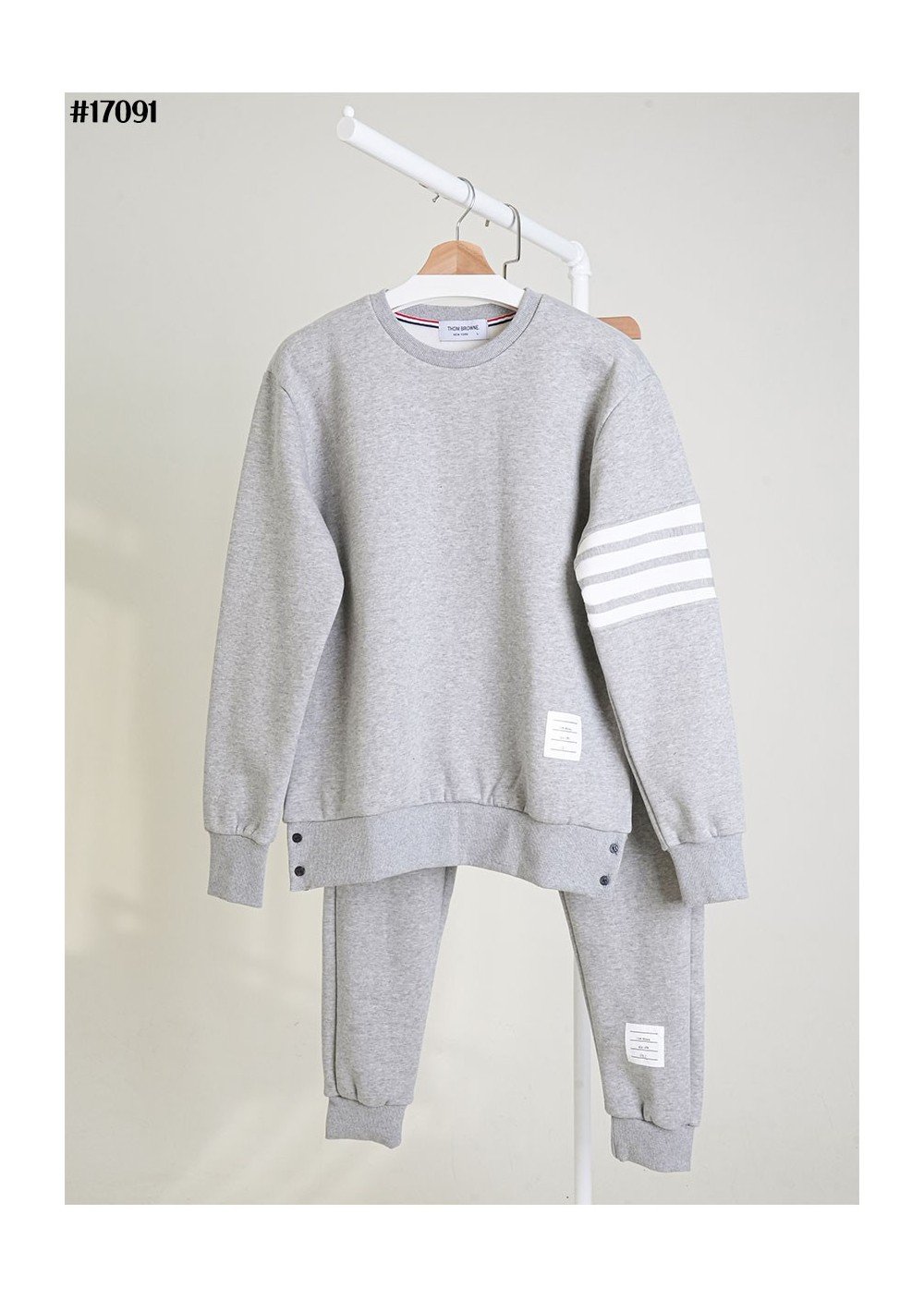 톰브라운 트레이닝 맨투맨 조커팬츠 셋업 세트(블랙/그레이 2종)