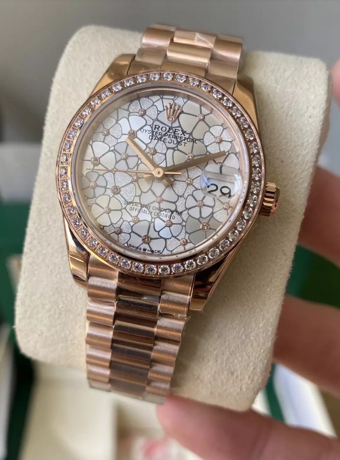 롤렉스 여성용 데이저스트 플로럴 다이얼 다이아베젤 31mm 278285