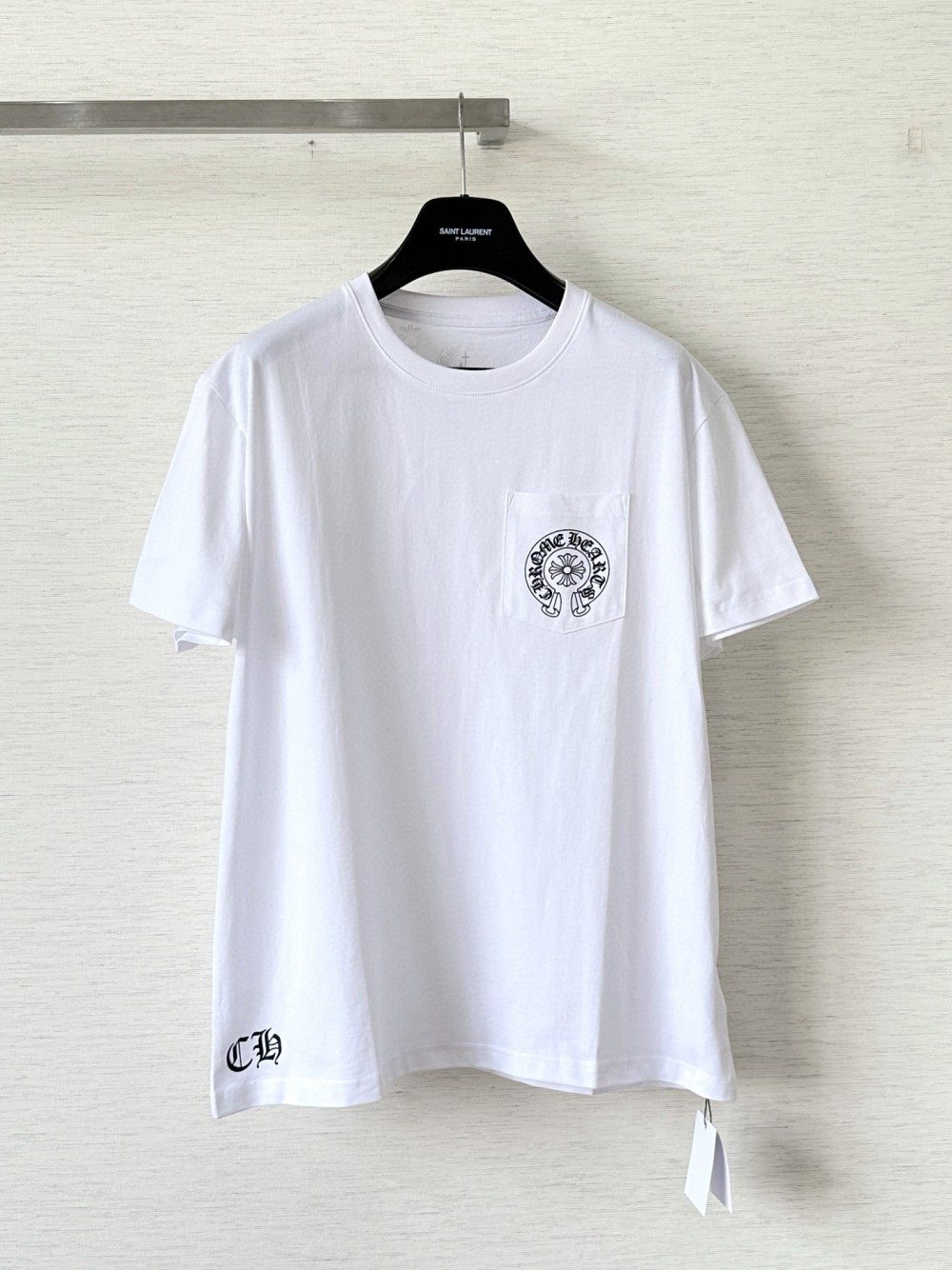 크롬하츠 홀스슈 로고 백 풀 프린팅 티셔츠 화이트