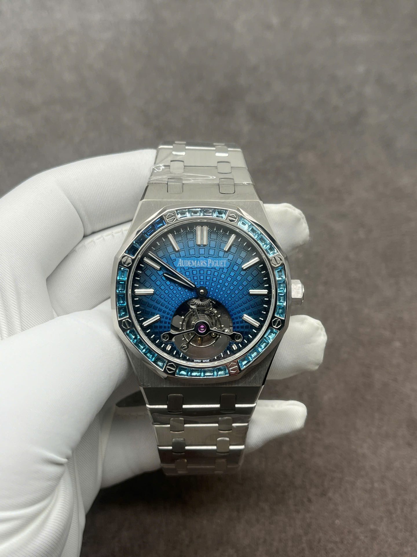 CNC 오데마피게 로얄오크 뚜르비옹 PT950 백금 금통